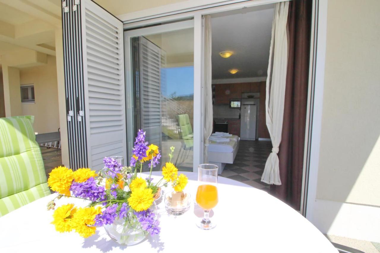 Apartments Gusti Drace Exterior photo